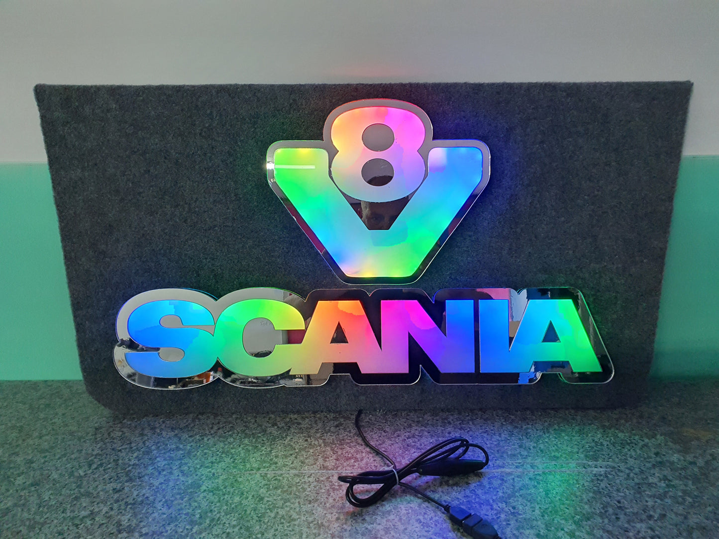 Scania V8 5v Led Bulkhead Mirrored Sign RGB With Remote