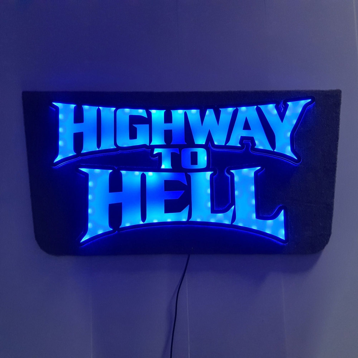 HIGHWAY TO HELL 5v Led Bulkhead Mirrored Sign RGB With Remote