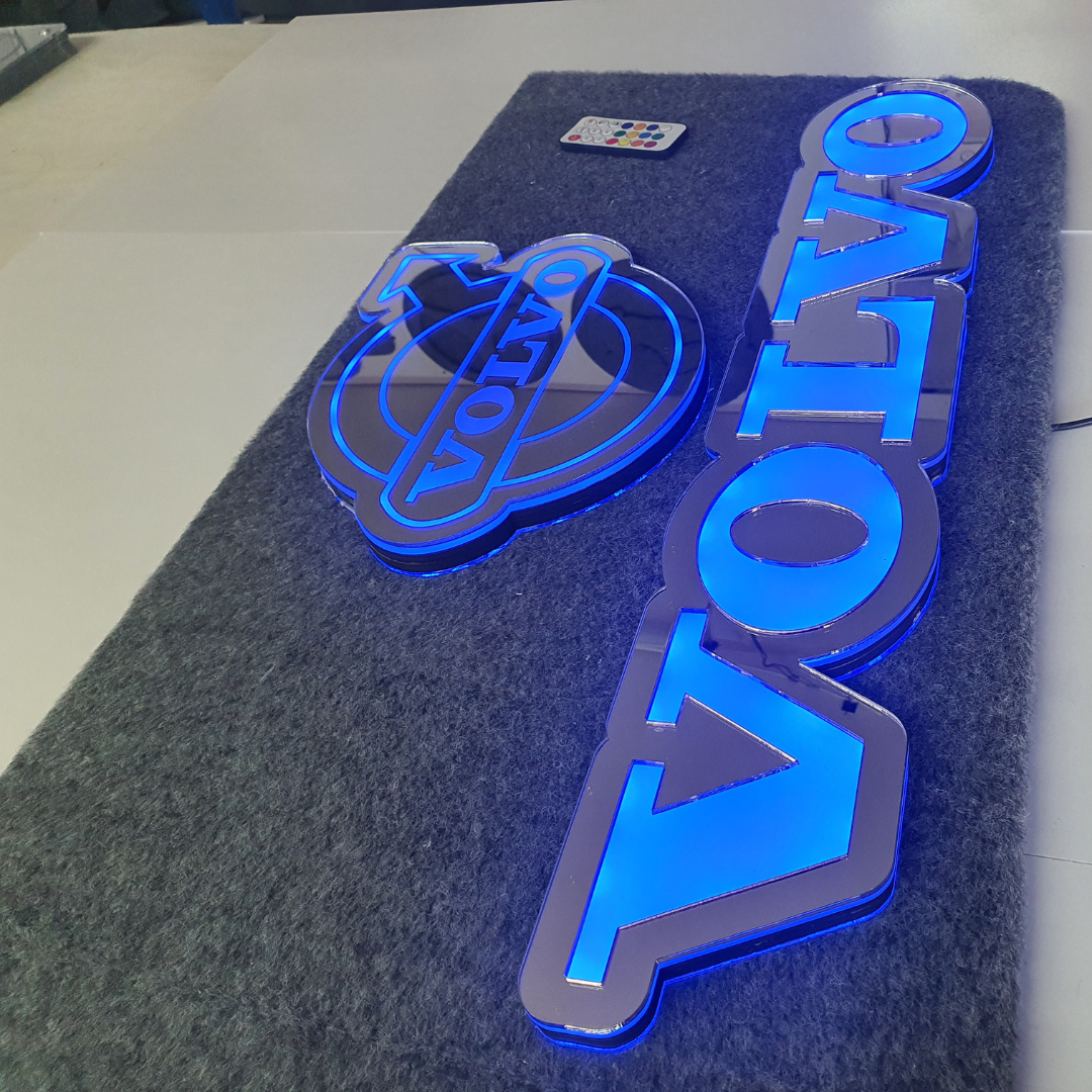 Volvo 5v Led Bulkhead Mirrored Sign RGB With Remote