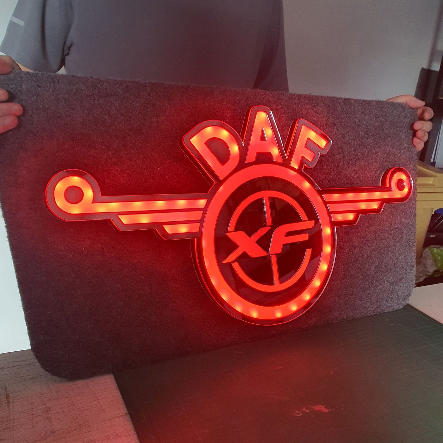 DAF 5v Led Bulkhead Mirrored Sign RGB With Remote