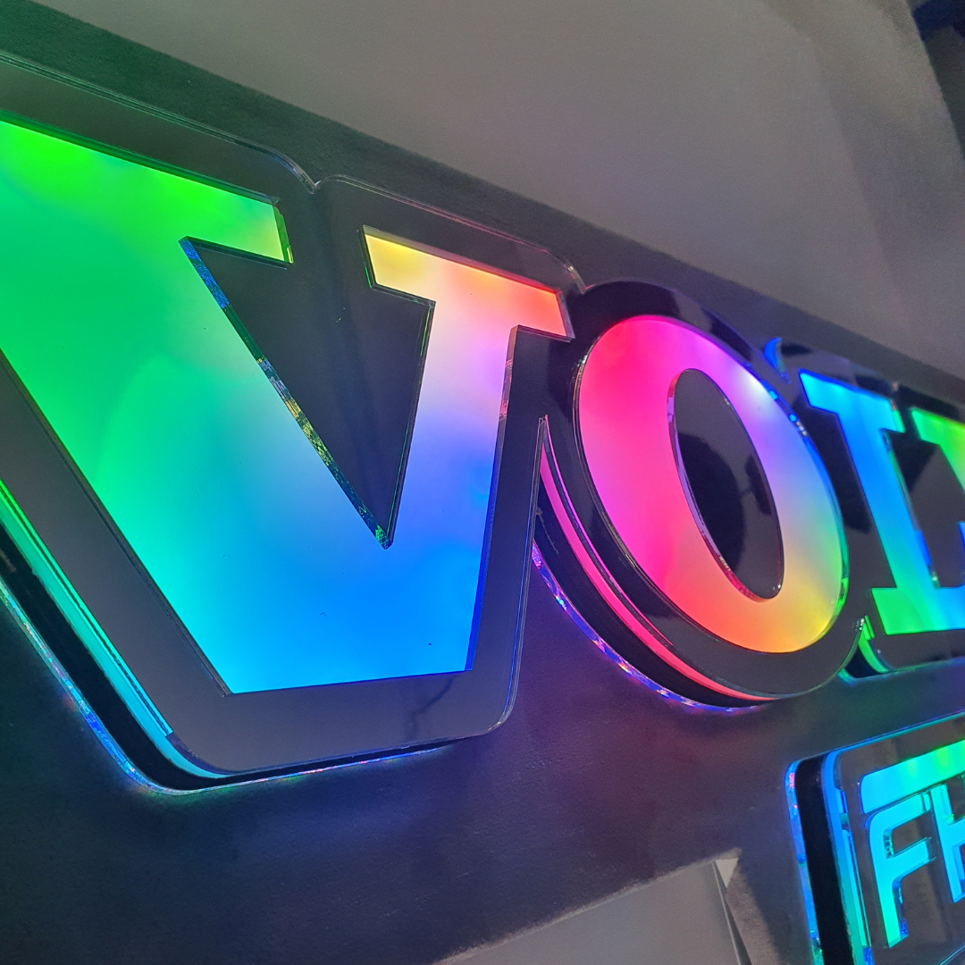 Volvo Truck Bulkhead LED Light Back Board 5v Rgb