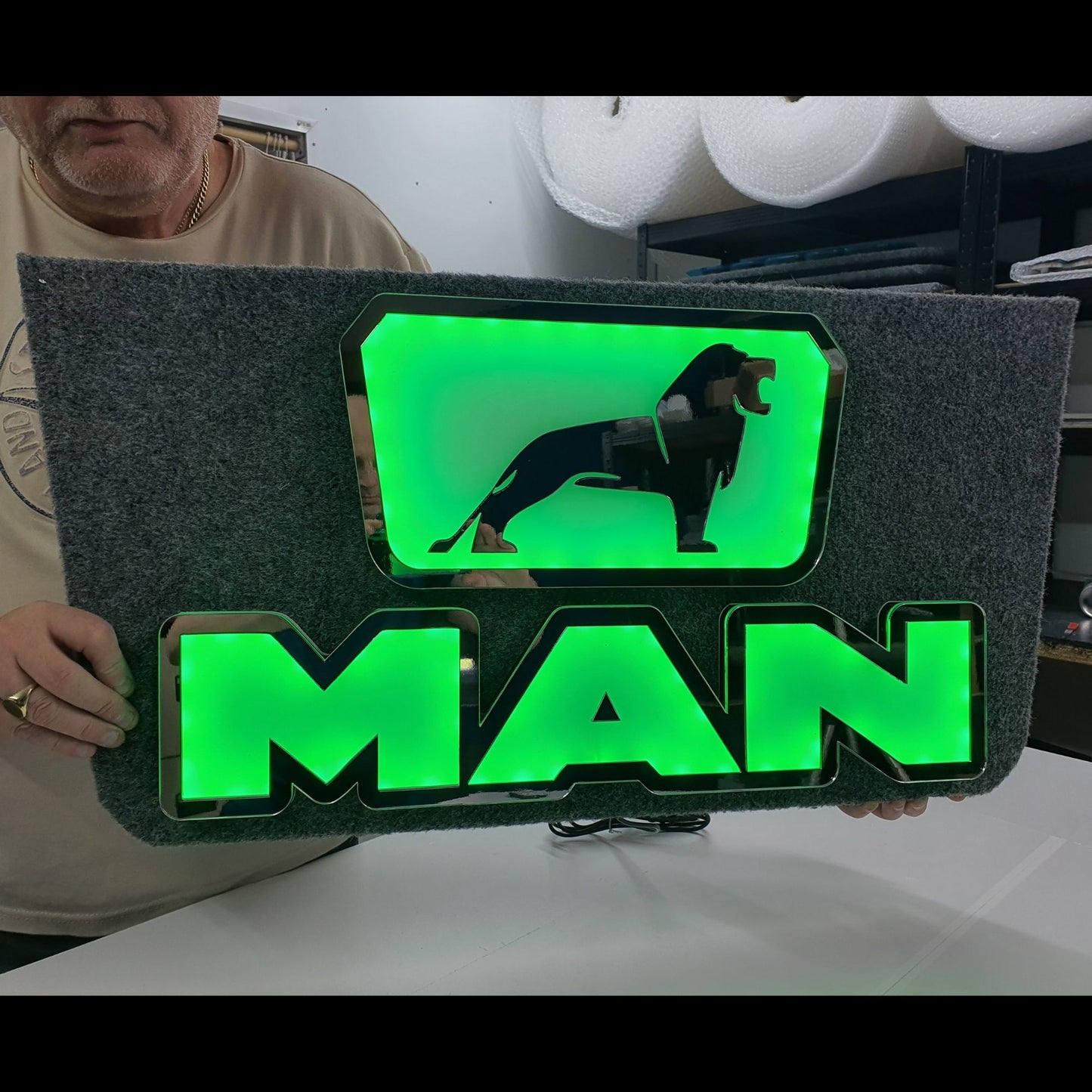 MAN 5v Led Bulkhead Mirrored Sign RGB With Remote