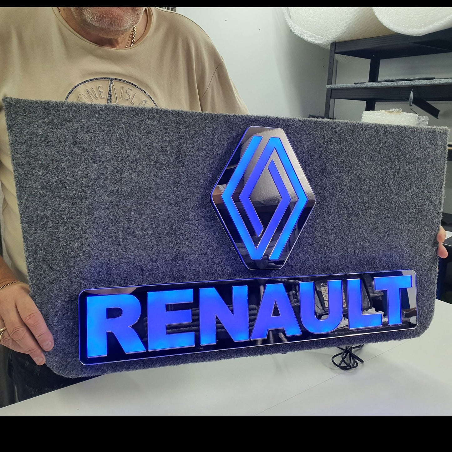 RENAULT 5v Led Bulkhead Mirrored Sign RGB With Remote