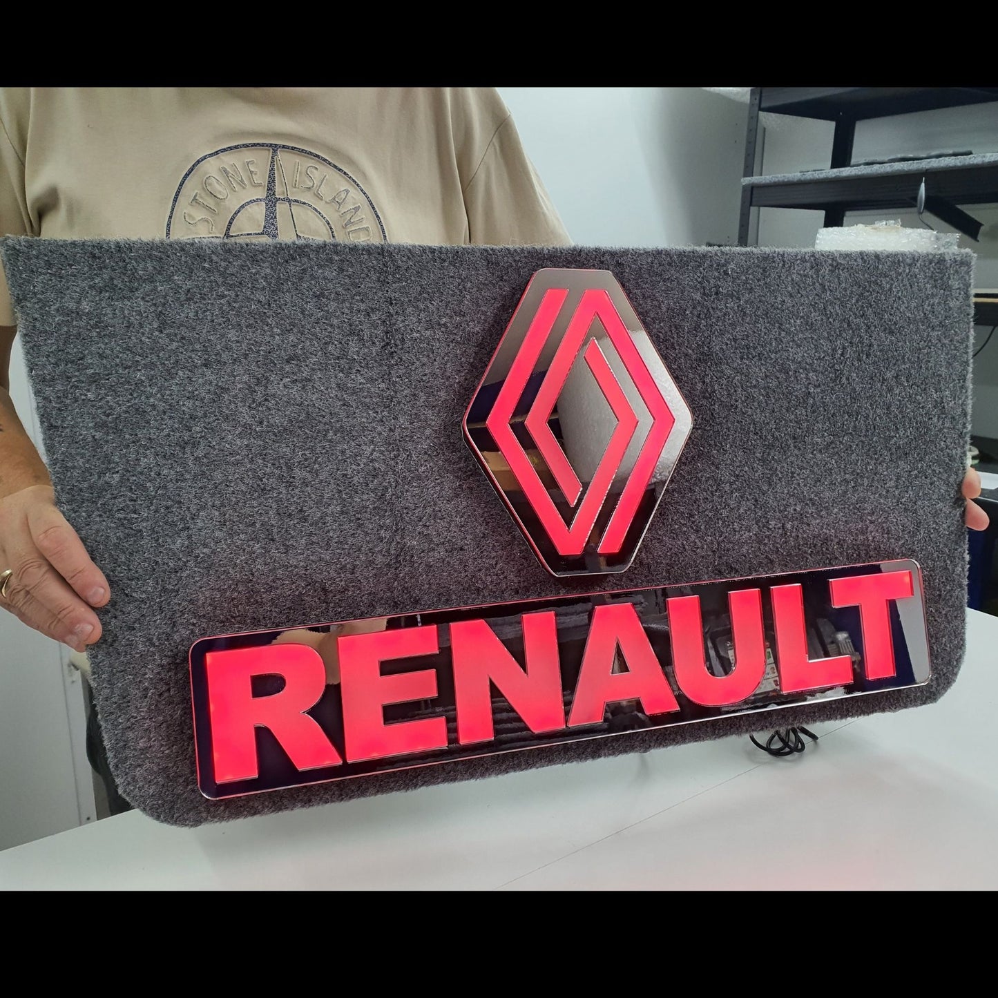 RENAULT 5v Led Bulkhead Mirrored Sign RGB With Remote