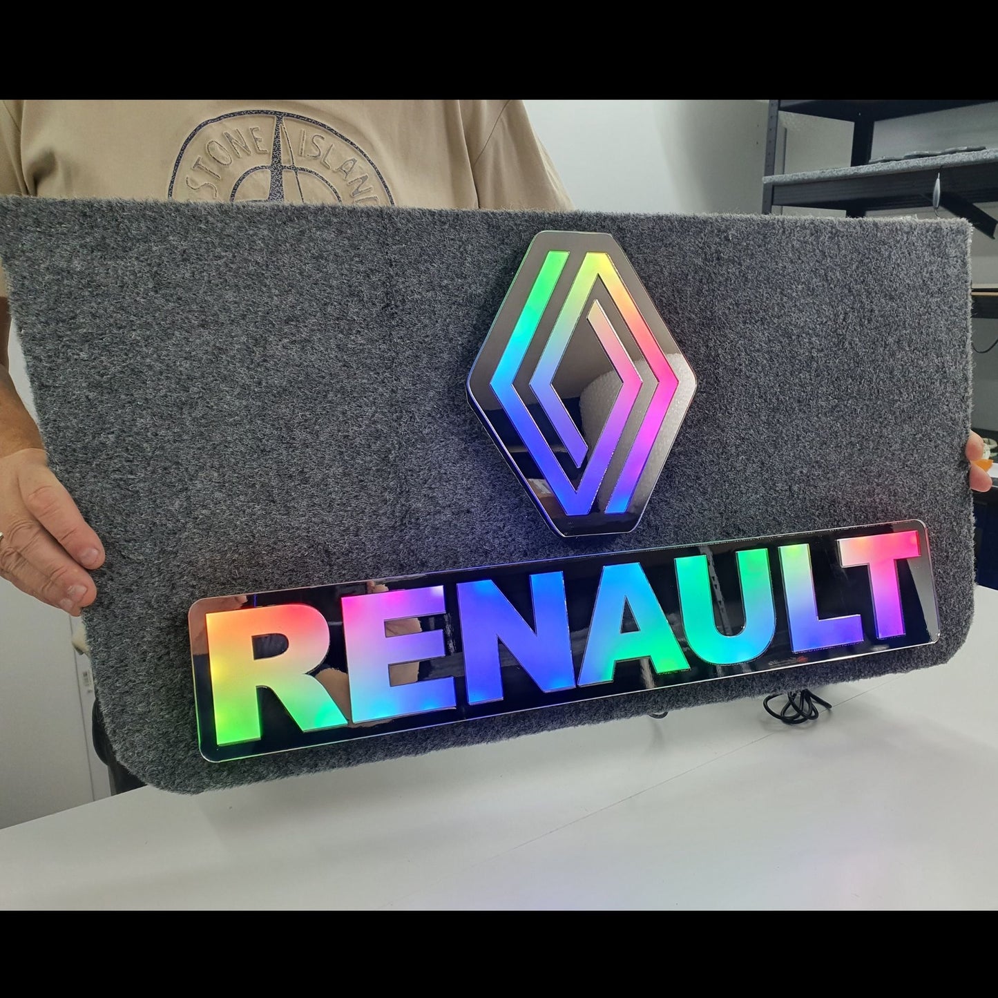 RENAULT 5v Led Bulkhead Mirrored Sign RGB With Remote