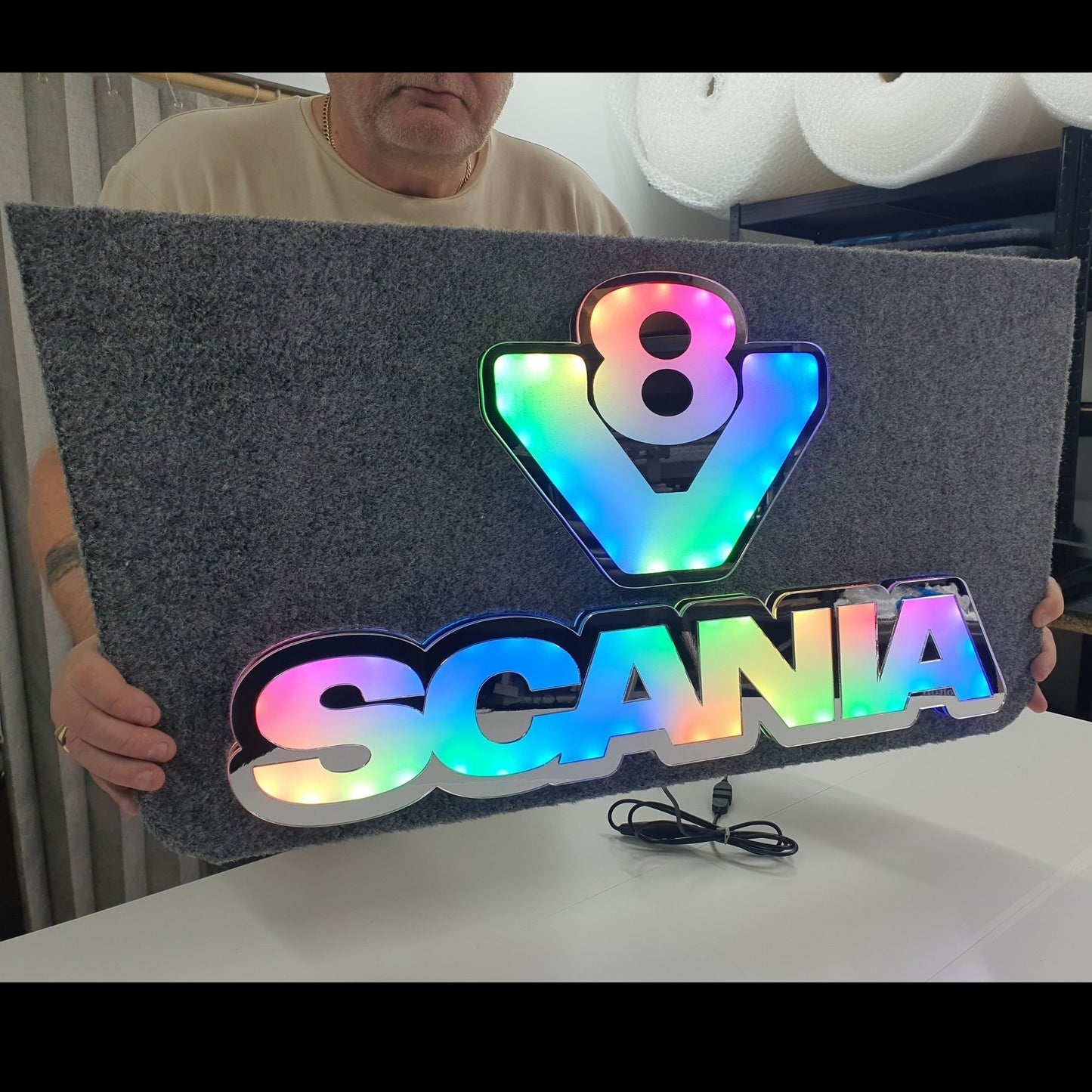 SCANIA V8 5v Led Bulkhead Mirrored Sign RGB With Remote